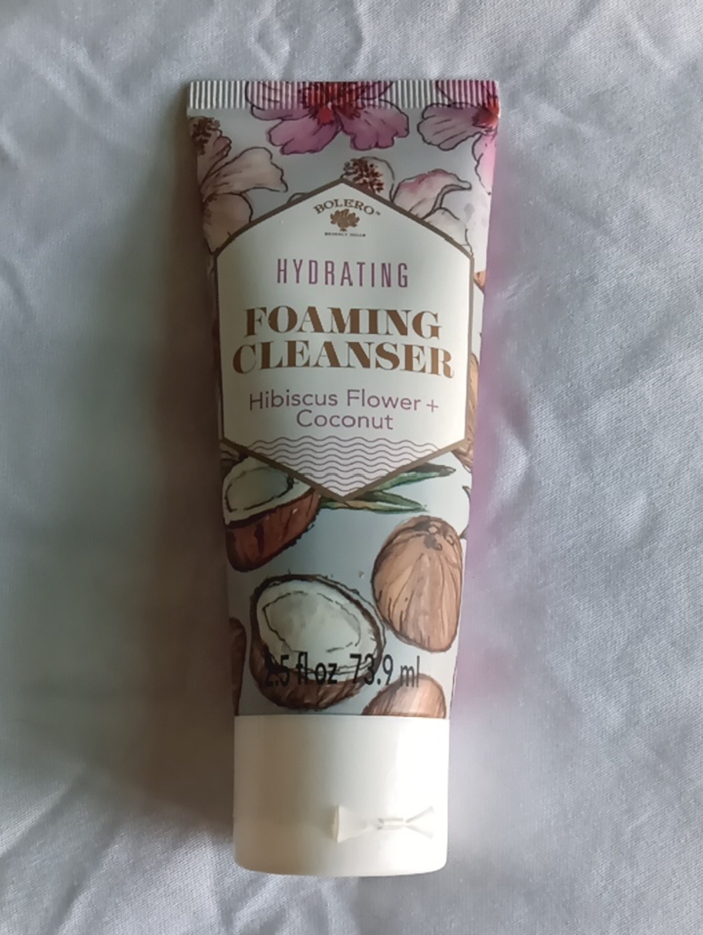 Bolero Hydrating Foaming Cleanser Hibiscus Flower + Coconut - Pink